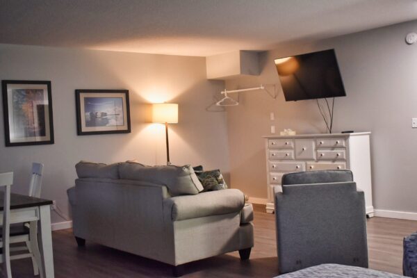 Suite-4-scaled